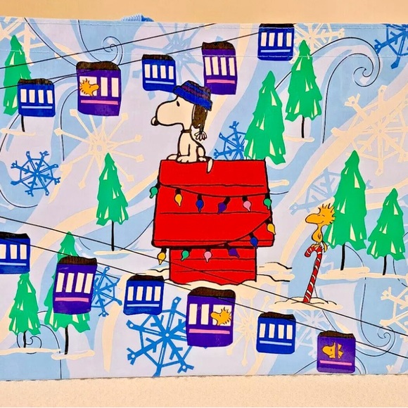 Vera Bradley Ski Slope Snoopy 4pc. Market tote & Gift bag set NWT! - Picture 3 of 9
